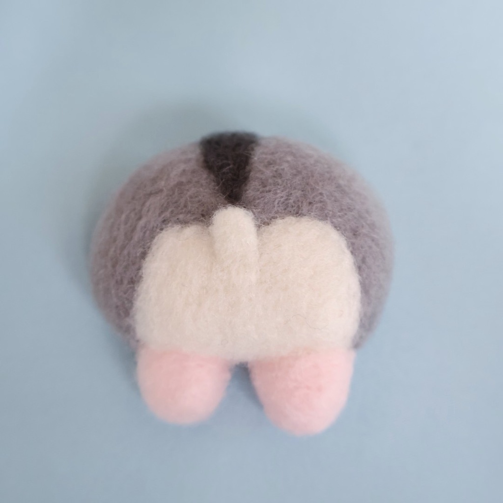 ハムケツ ブローチ／マグネット＊ジャンガリアンハムスターのおしり