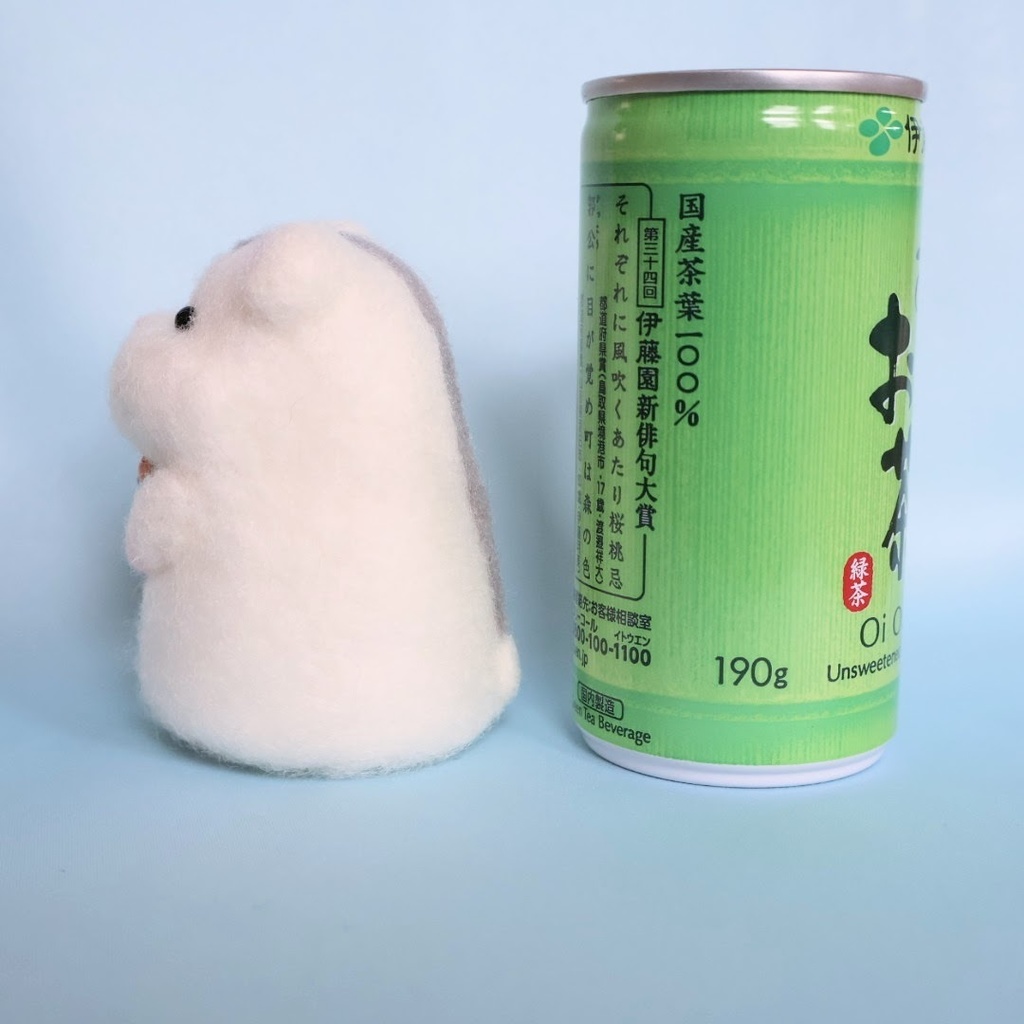 羊毛フェルトのハムスター*パールホワイトとチューリップの花かご①