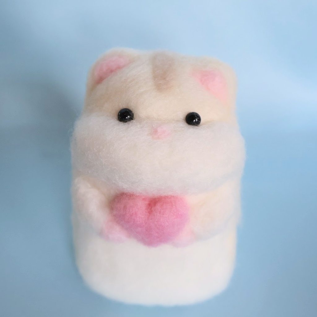 羊毛フェルトのハムスター＊イエロージャンガリアンとハート③