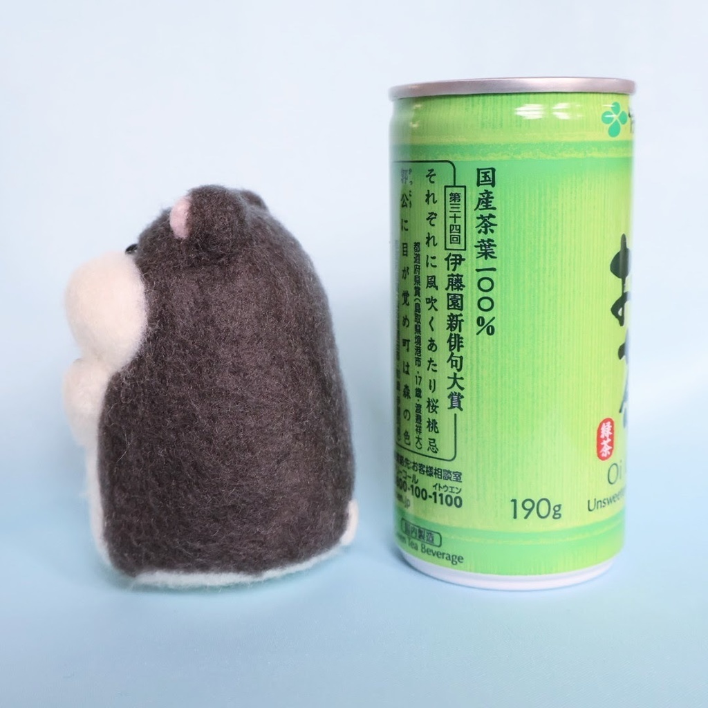 羊毛フェルトのハムスター*リアルブラックジャンガリアンとチューリップの花かご