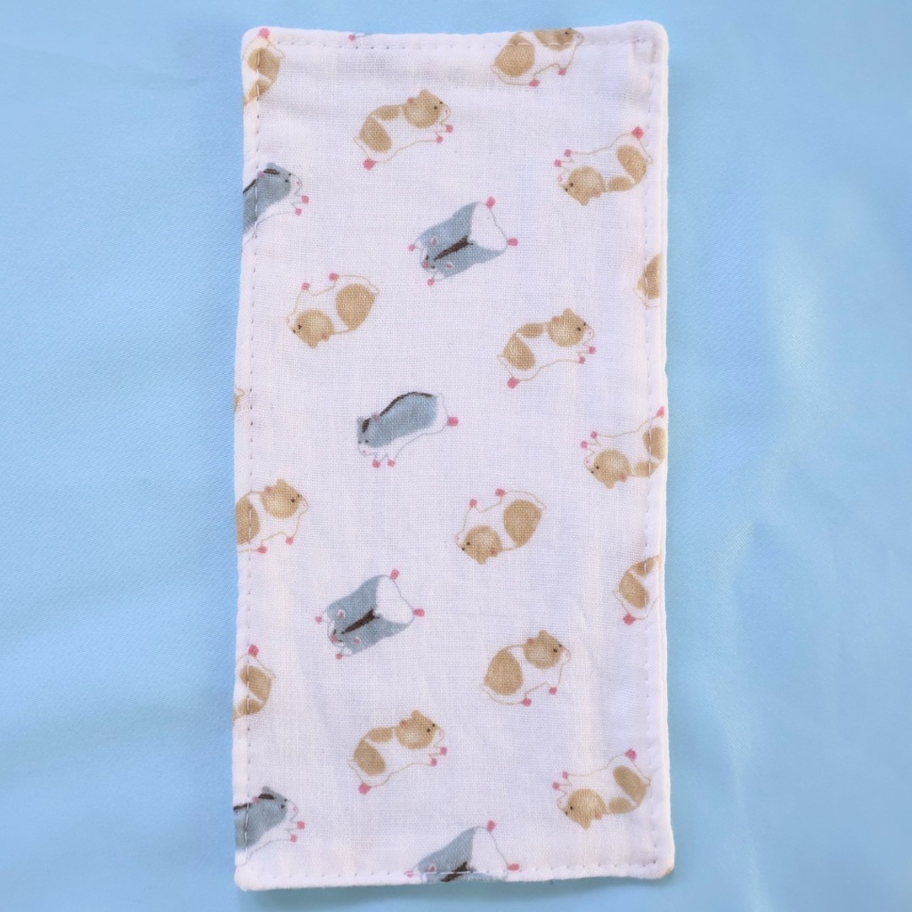 ハムスター柄ダブルガーゼハンカチ ハーフサイズ 白