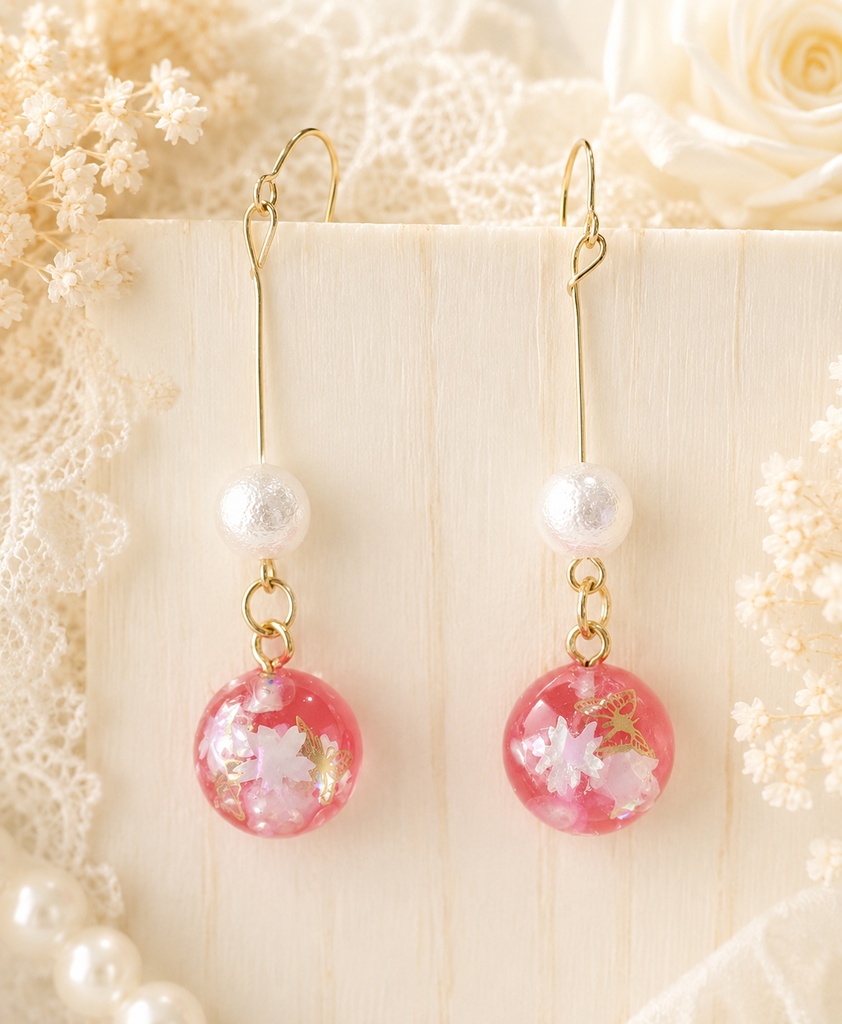 ~可憐な小花とパールが揺れるピアス~