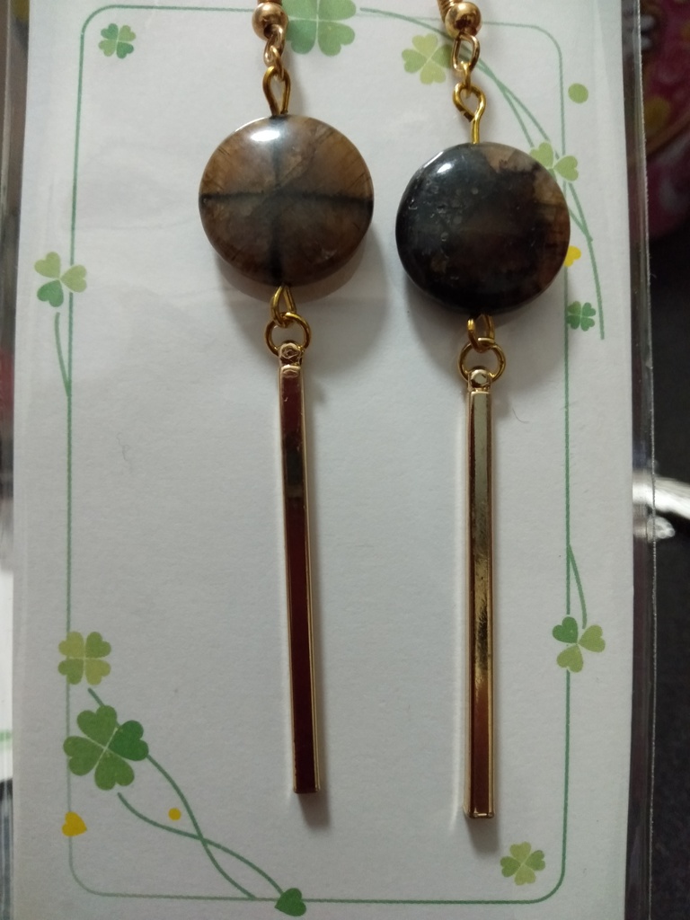 ホーエンハイムイメージピアス