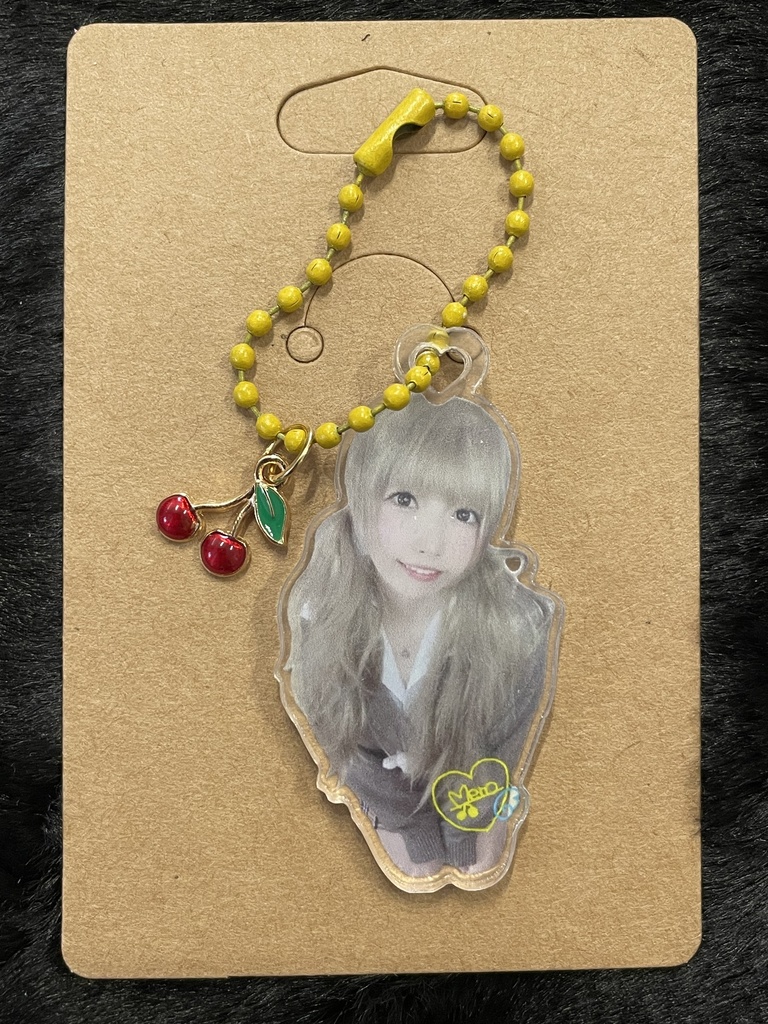 BCキーホルダー(💛🍒)