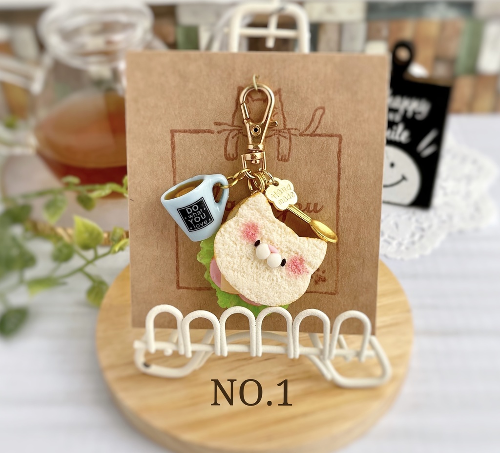 チーズハムサンド チャーム