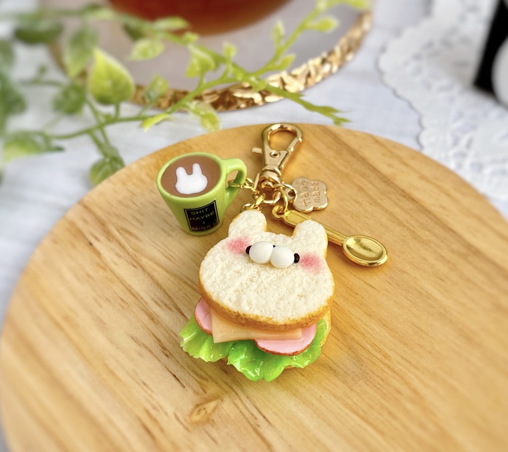 チーズハムサンド チャーム