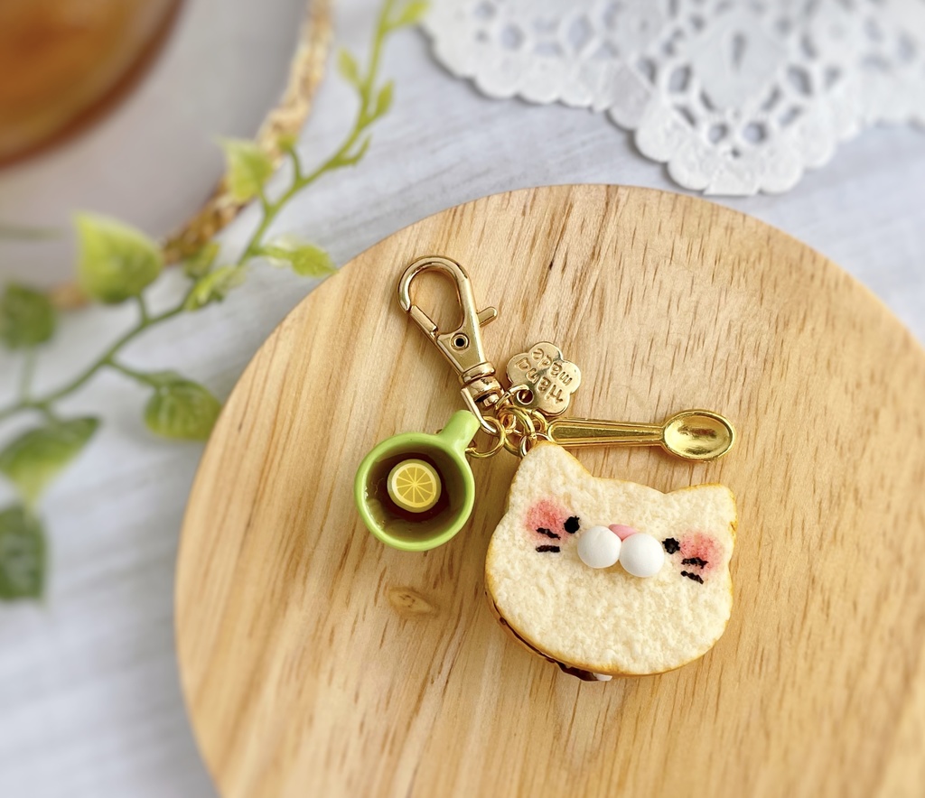 フルーツサンド チャーム