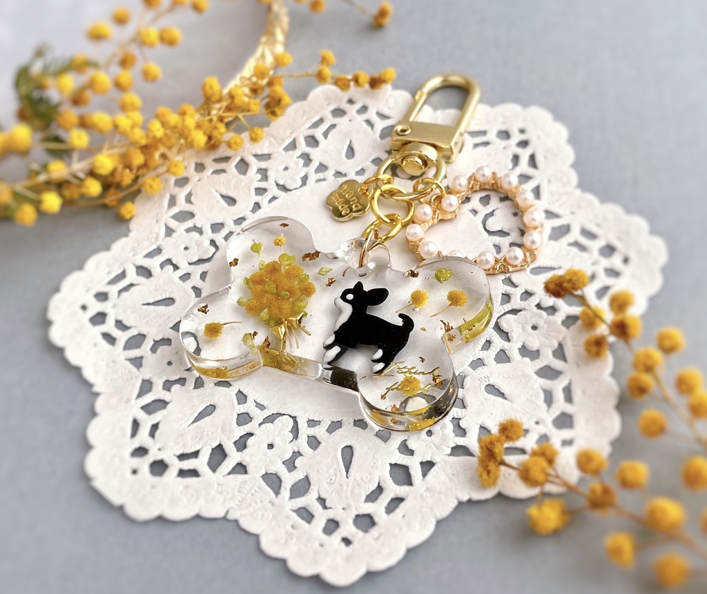 ミモザのわんちゃんキーホルダー(骨)