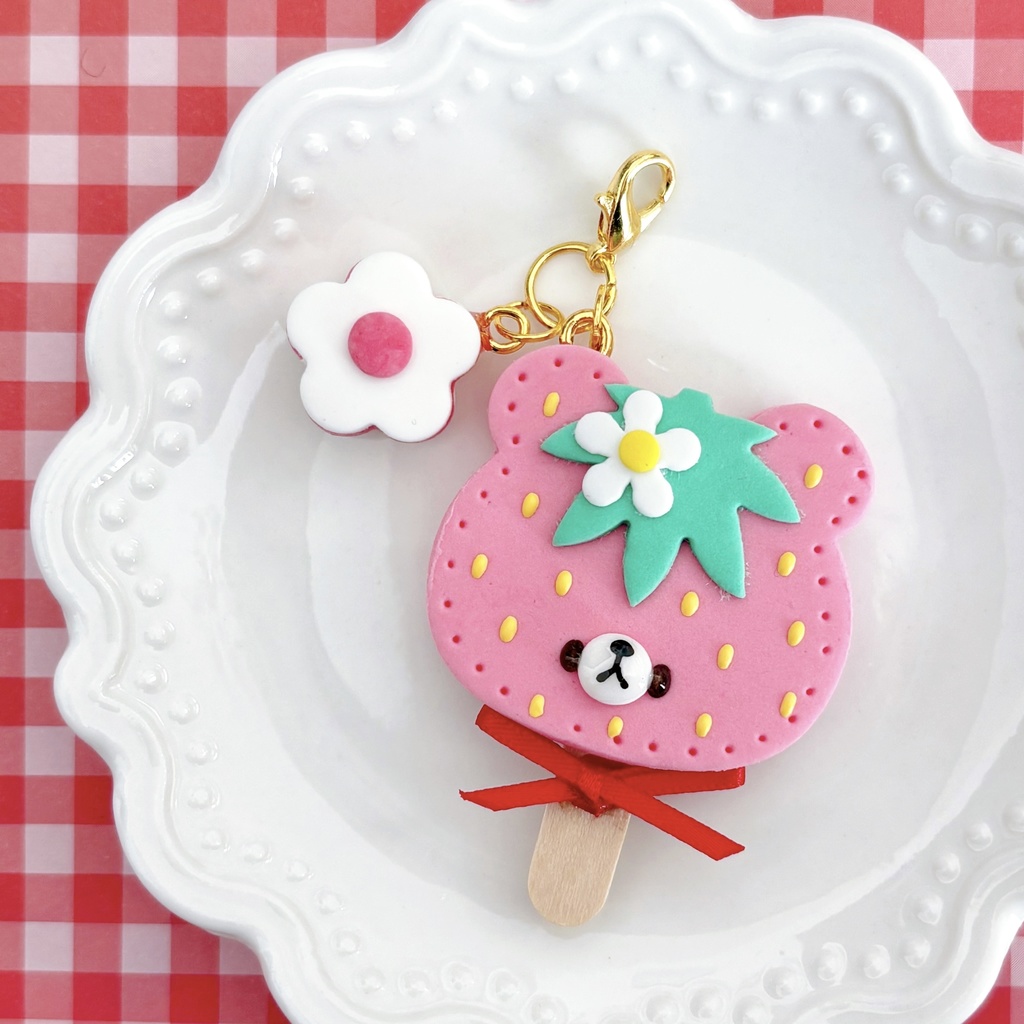 苺アイスサンド チャーム