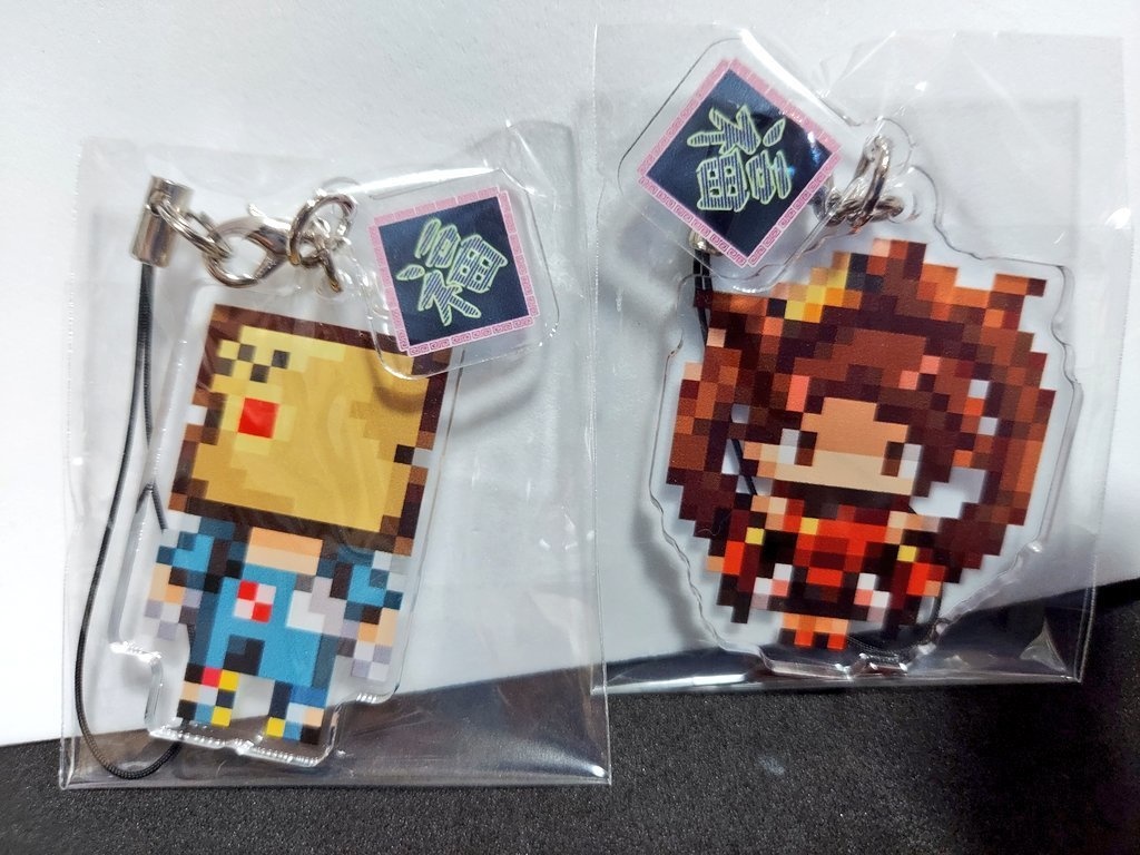 ドット絵アクリルストラップ