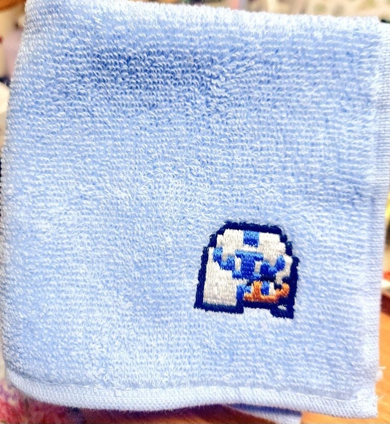 ドット絵刺繍ハンカチ