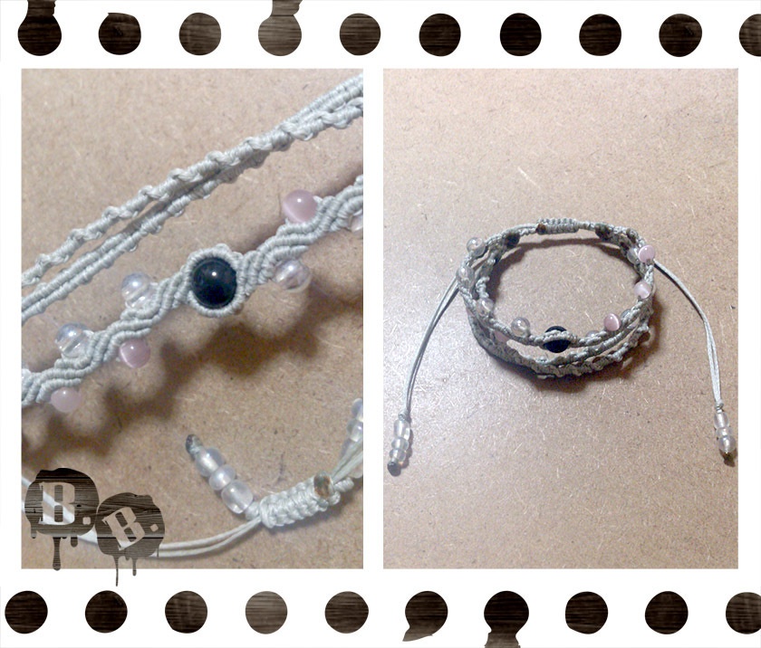 ナロー三連ブレスレット【オニキス】【シルバーグレーコード】【ハンドメイドアクセサリー】