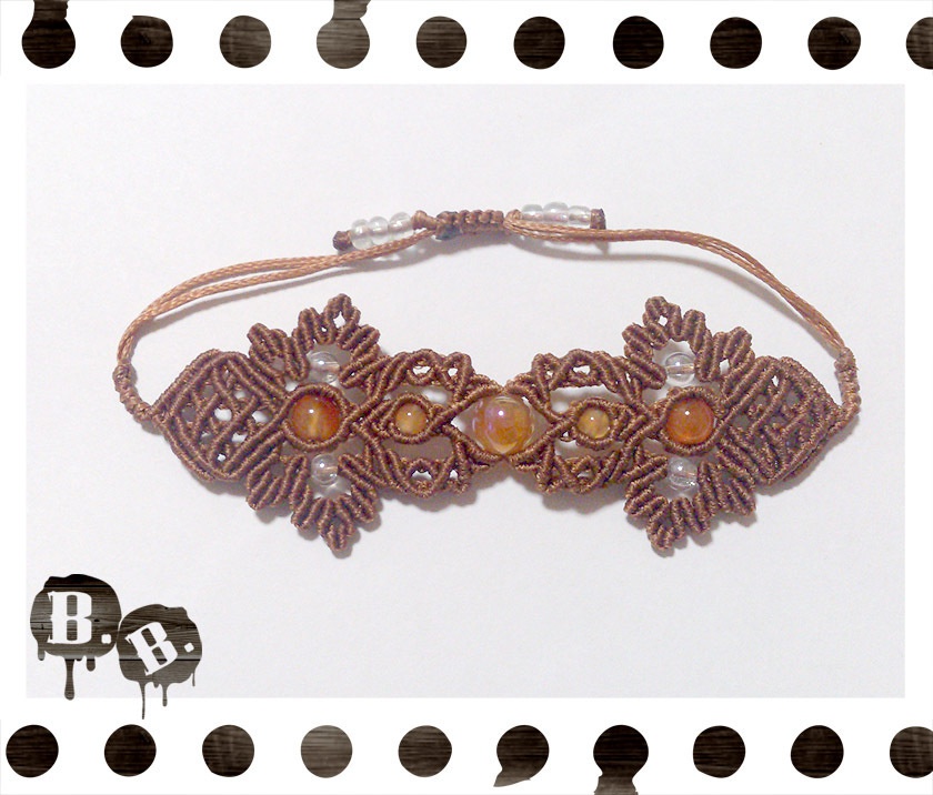 番の蝶蜂ブレスレット【カーネリアンオーラ】【オレンジブラウンコード】【ハンドメイドアクセサリー】