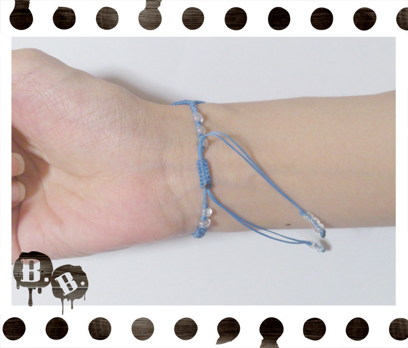 【アシンメトリー】蝶蜂のブレスレット【ブルームーンストーン】【スカイブルーコード】【ハンドメイドアクセサリー】