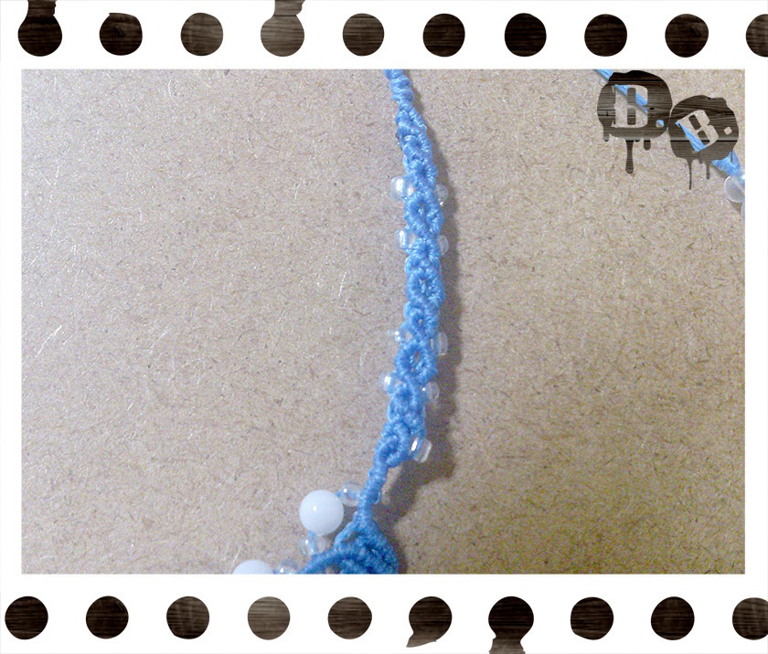 ドロップリーフのネックレス【マザーオブパール】【スカイブルーコード】【ハンドメイドアクセサリー】