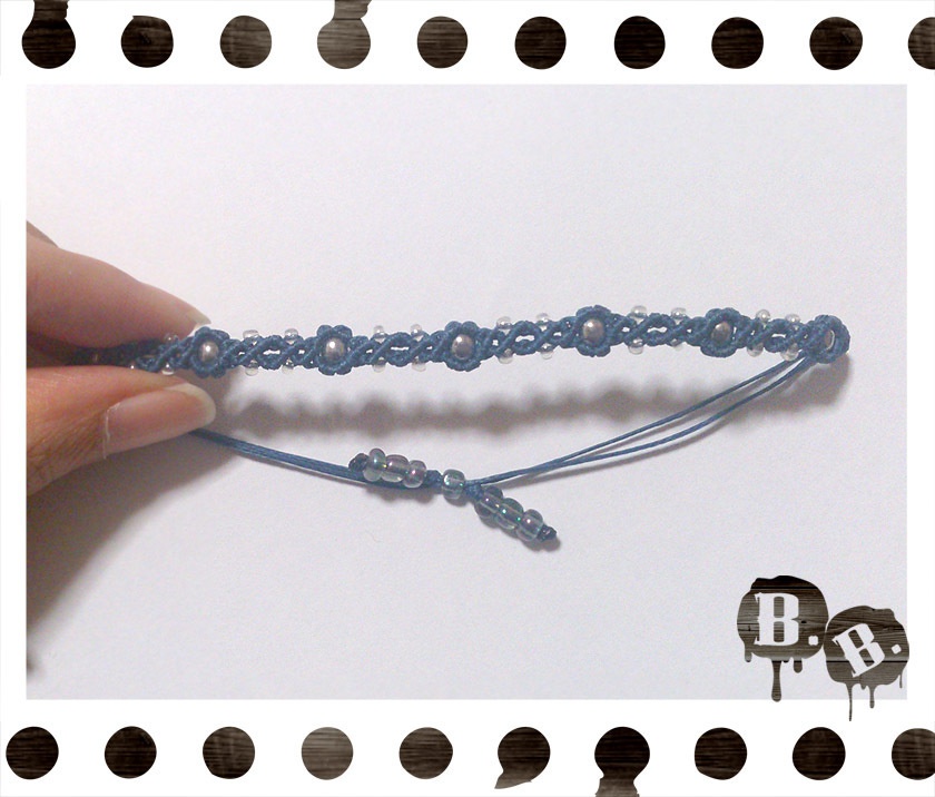 ナローシンプルブレスレット【ヘマタイトシルバー】【ネイビーコード】【ハンドメイドアクセサリー】