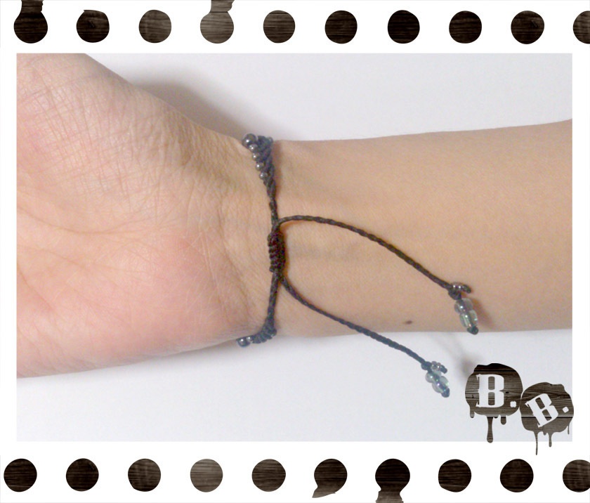 スプラッシュウェーブのブレスレット【ヘマタイト】【ブラックコード】【ハンドメイドアクセサリー】