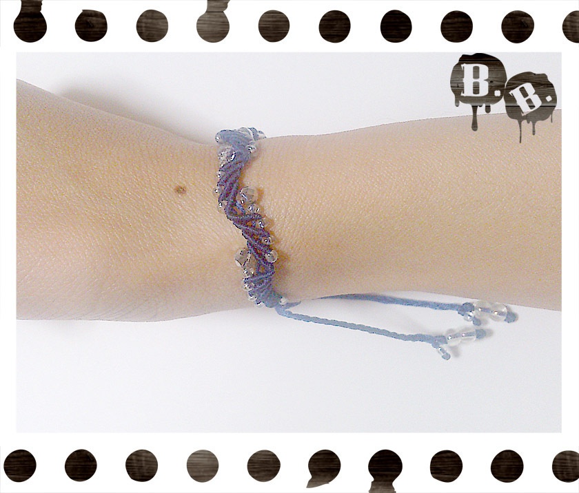 スプラッシュウェーブのブレスレット【ガラスビーズ】【ロイヤルブルーコード】【ハンドメイドアクセサリー】