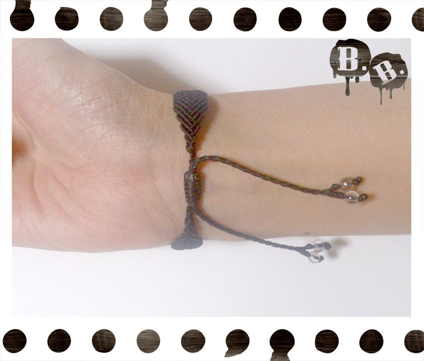 ブラックブレスレット【オニキス】【ブラックコード】【ハンドメイドアクセサリー】