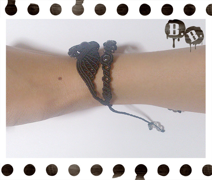 ワイドクラウンウィング二連ブレスレット【アメジスト】【ブラックコード】【ハンドメイドアクセサリー】