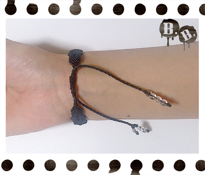 7ダイヤブレスレット【ガラスビーズ】【ブラックコード】【ハンドメイドアクセサリー】