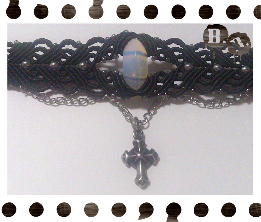 クロスチャームチョーカー【オパライト】【ブラックコード】【ハンドメイドアクセサリー】