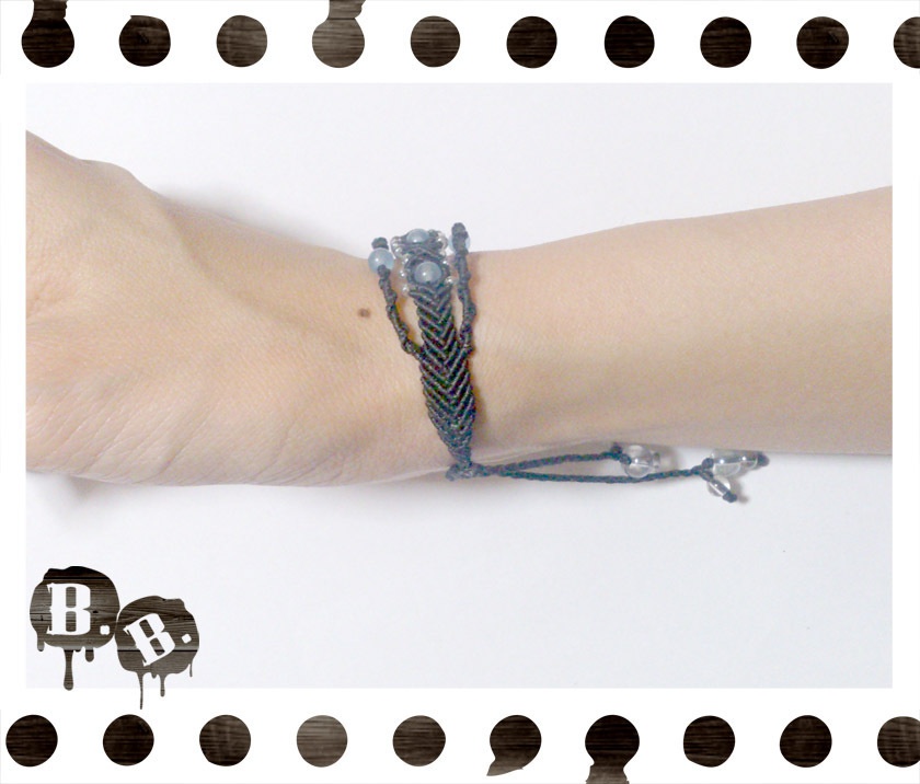 三連ブレスレット【ミックスジェイドブルー】【ブラックコード】【ハンドメイドアクセサリー】