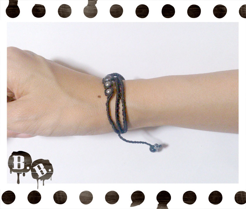 三連ブレスレット【ブルーオーラ】【ブラックコード】【ハンドメイドアクセサリー】