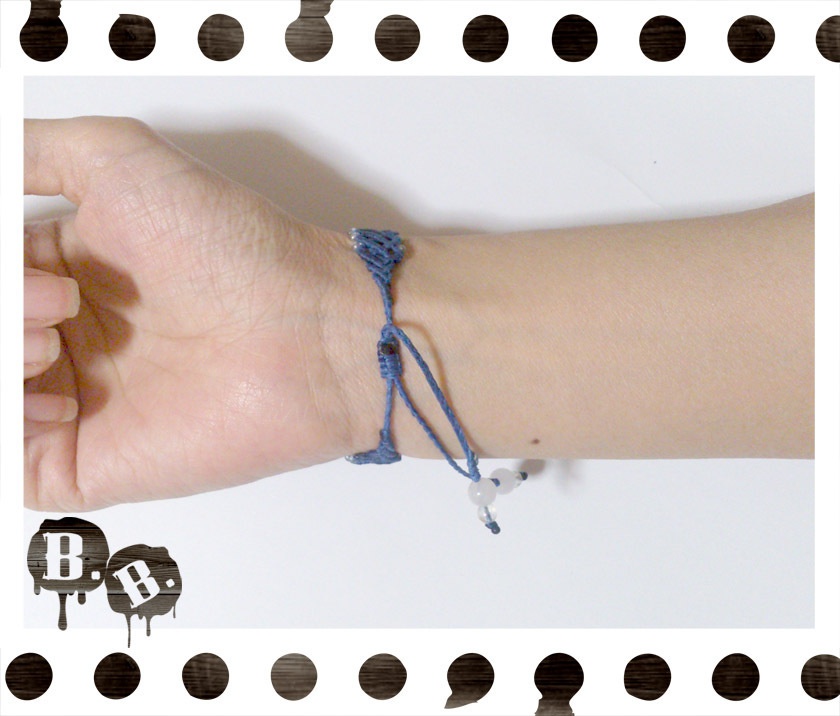 ブレスレット【ホワイトジェイド】【ロイヤルブルーコード】【ハンドメイドアクセサリー】