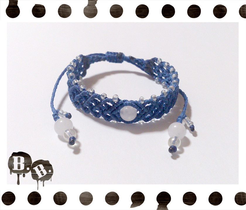 ブレスレット【ホワイトジェイド】【ロイヤルブルーコード】【ハンドメイドアクセサリー】