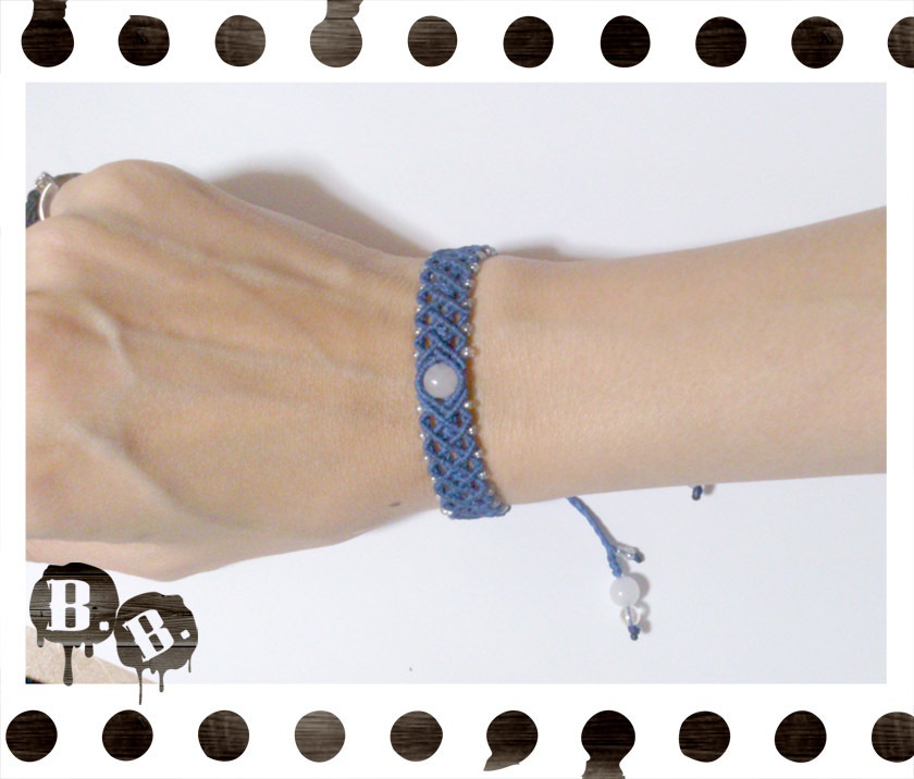 ブレスレット【ホワイトジェイド】【ロイヤルブルーコード】【ハンドメイドアクセサリー】