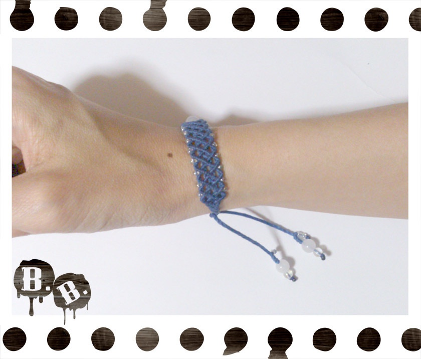 ブレスレット【ホワイトジェイド】【ロイヤルブルーコード】【ハンドメイドアクセサリー】