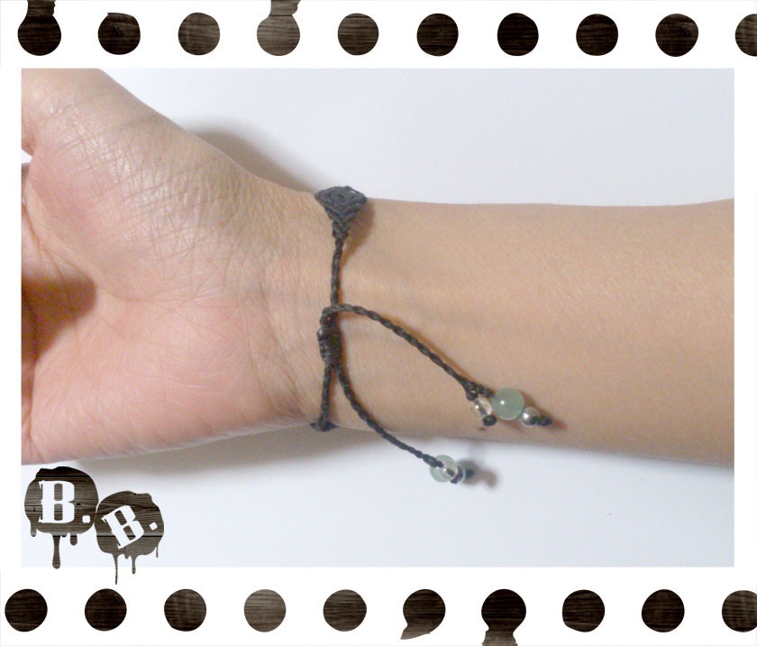 ブレスレット【翡翠】【ブラックコード】【ハンドメイドアクセサリー】