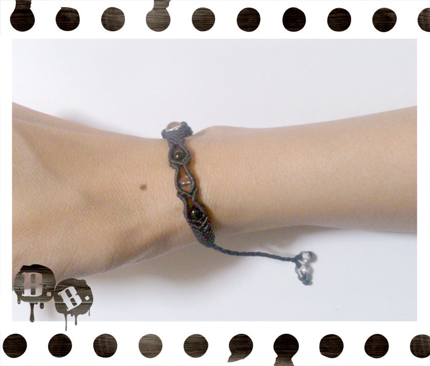 シンプルドロップブレスレット6mm【天然水晶】【ブラックコード】【ハンドメイドアクセサリー】