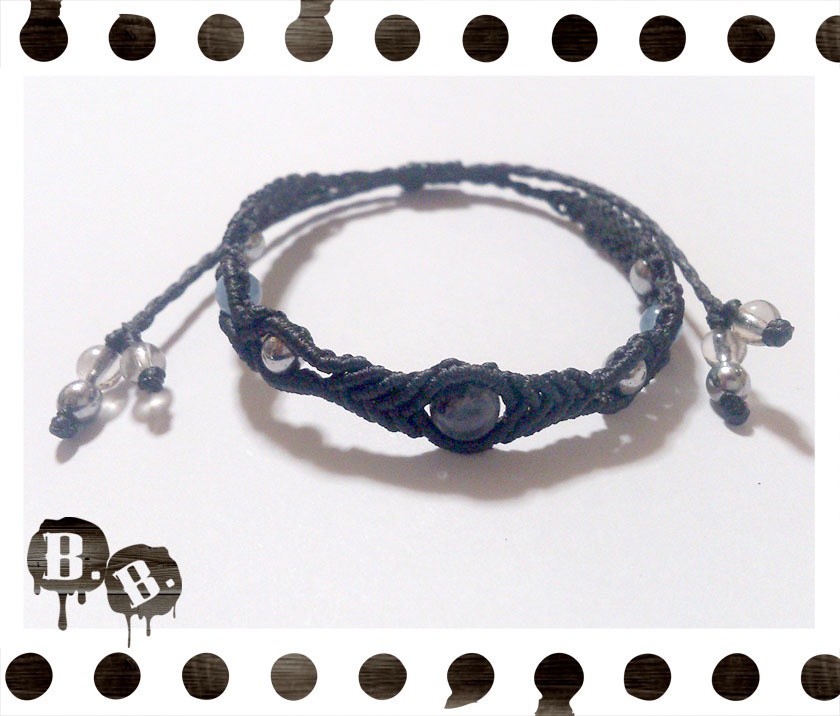 シンプルドロップブレスレット6mm【ソーダライト】【ブラックコード】【ハンドメイドアクセサリー】