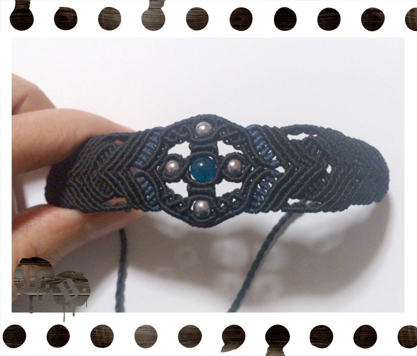 クロスベルトブレスレット【アパタイト】【ブラックコードxネイビー】【ハンドメイドアクセサリー】