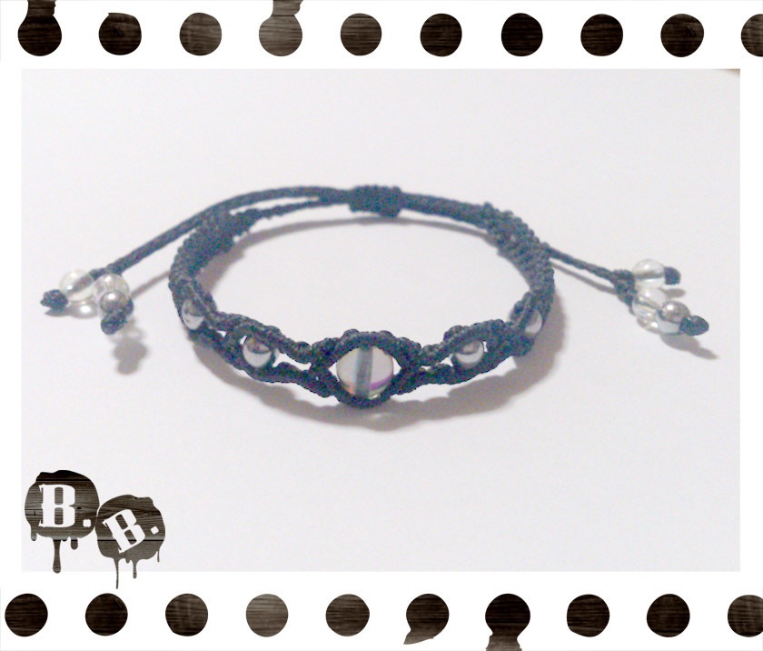 シンプルドロップブレスレット6mm【ブラックルナフラッシュ】【ブラックコード】【ハンドメイドアクセサリー】