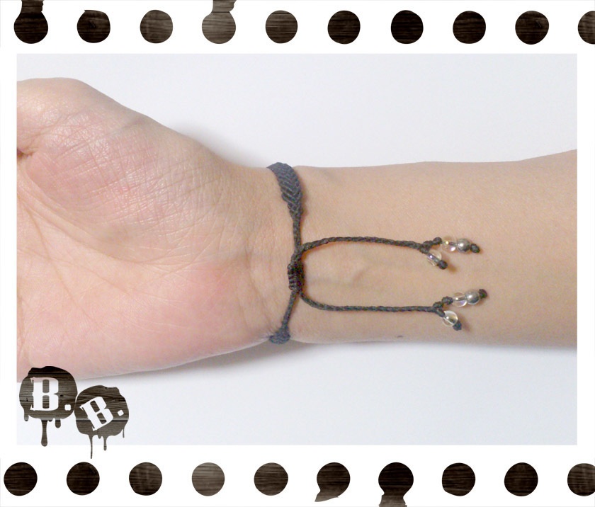 シンプルドロップブレスレット6mm【ブラックルナフラッシュ】【ブラックコード】【ハンドメイドアクセサリー】