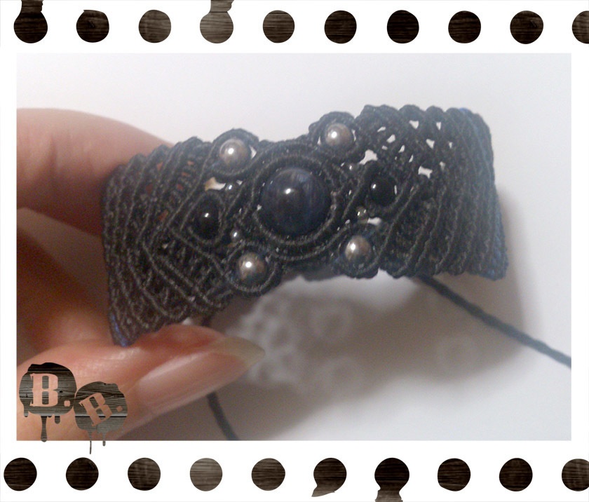 ベルトブレス・ヘキサ【ソーダライト】【ブラックコードxロイヤルブルーコード】【ハンドメイドアクセサリー】