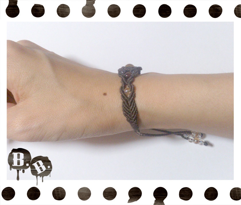 クラシカルブレスレット・ワイドA【カーネリアンオーラ】【ブラウンコード】【ハンドメイドアクセサリー】