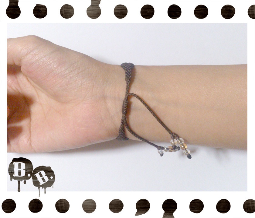 クラシカルブレスレット・ワイドA【カーネリアンオーラ】【ブラウンコード】【ハンドメイドアクセサリー】