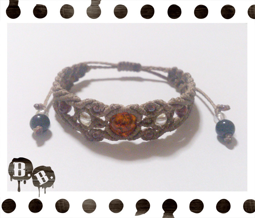 クラシカルブレスレット・ワイドB【アンバー】【ライトブラウンコード】【ハンドメイドアクセサリー】