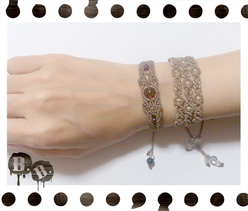 三連ワイドブレスレット【ガラスビーズ】【ライトブラウンコード】【ハンドメイドアクセサリー】