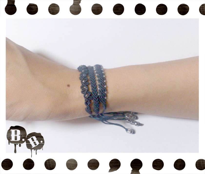 三連ブレスレットセット【ヘマタイトシルバー】【ダークネイビーコード】【ハンドメイドアクセサリー】