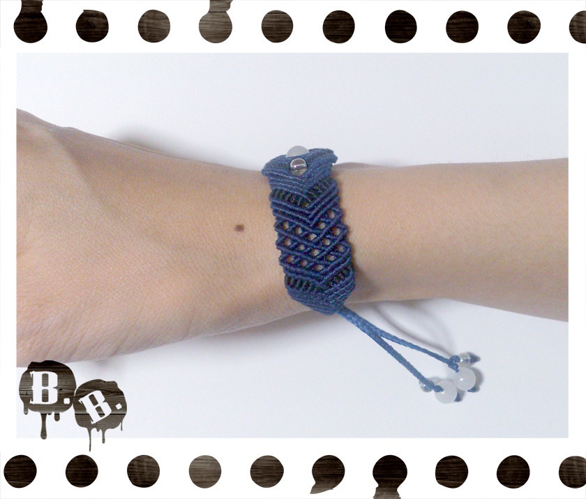 ベルトブレス・ダイヤ【ホワイトジェイド】【ロイヤルブルーコード】【ハンドメイドアクセサリー】