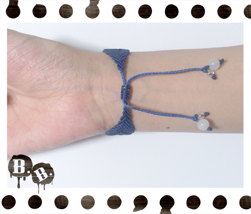 ベルトブレス・ダイヤ【ホワイトジェイド】【ロイヤルブルーコード】【ハンドメイドアクセサリー】