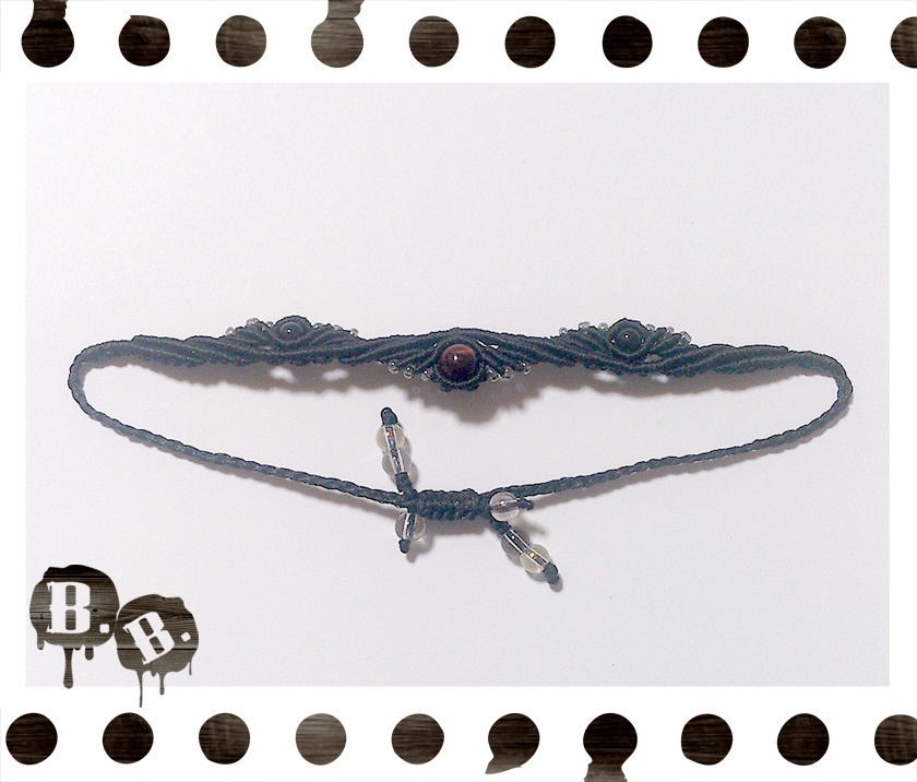 クラウンドロップブレスレット【レッドタイガーアイ】【ブラックコード】【ハンドメイドアクセサリー】