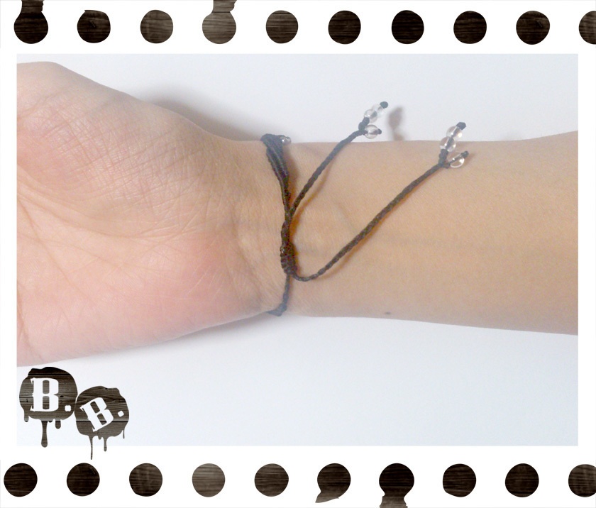 クラウンドロップブレスレット【オニキス】【ブラックコード】【ハンドメイドアクセサリー】