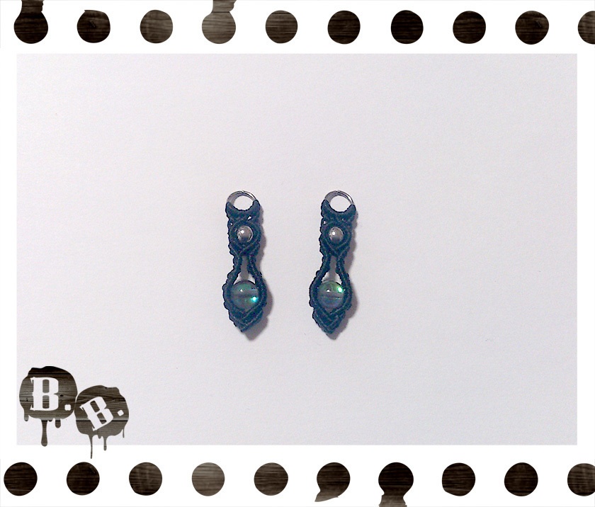 ドロップピアス／ノンホールピアスセット【ブラックルナフラッシュ】【ブラックコード】【ハンドメイドアクセサリー】