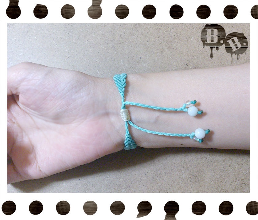 【夏向けライトカラー】バイカラーブレスレット【アラゴナイト】【ミントグリーンxナチュラルホワイト】【ハンドメイドアクセサリー】